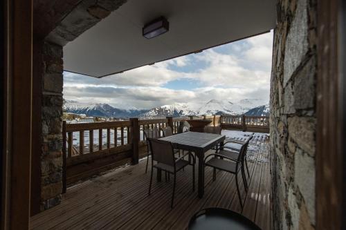 Appartement ODYSSEE ERJ01 Appartement avec terrasse et acces aux pistes Appt RJ01, bat E Résidence l Odyssée Lieu dit Champ l Eriscal La Toussuire