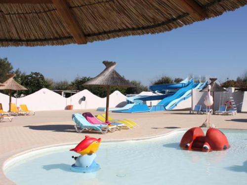 Camping Oh! Campings - Le Clos du Rhône 38 route d'Aigues Mortes Les Saintes-Maries-de-la-Mer