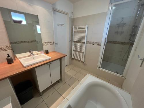 Appartement Okda YourHostHelper 130 Rue Saint-Jean Caen