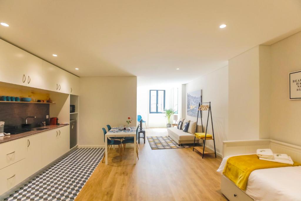 Appartements Oliveira Apartment`s Rua General Silveira nº 12 - 1o Frt, 4050-358 Porto