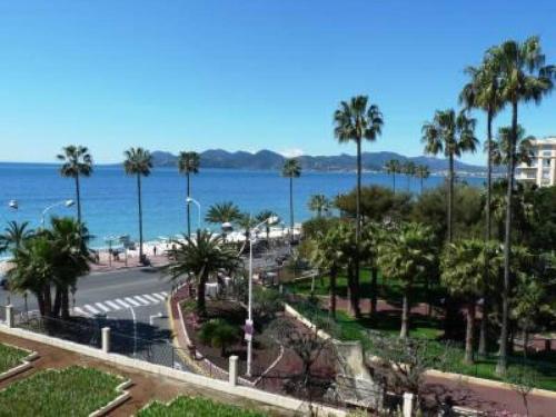 One bedroom apartment in Cannes with a balcony and great sea views - 821 Cannes france