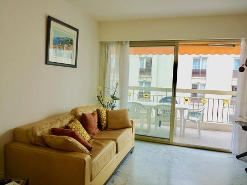 One bedroom apartment in the center of Cannes, next to the Carlton, a few meters from the Croisette - 367 Cannes france