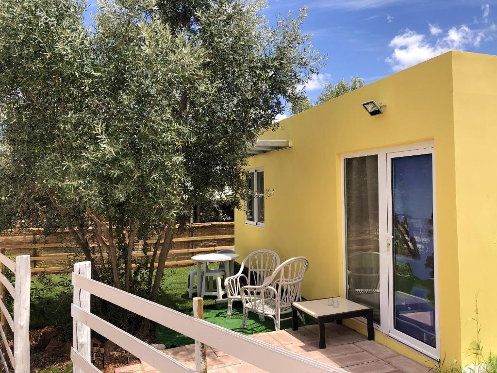 Maison de vacances One bedroom bungalow with shared pool enclosed garden and wifi at Silves Monte da Joia Faro, 8300-035 Silves