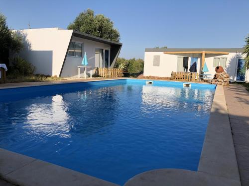 One bedroom bungalow with shared pool enclosed garden and wifi at Silves Silves portugal