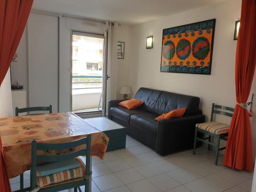 OPEN 2 Pieces 4 Personnes 40m2 Fréjus france