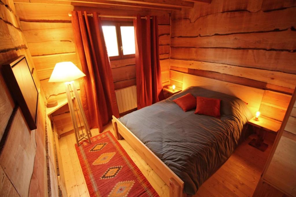 Maisons de vacances Open Range Mandeix, 87380 Château-Chervix