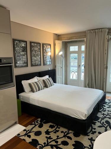 Appartement Oporto Chic & Cozy Cardosas 19 Praça de Almeida Garrett Porto