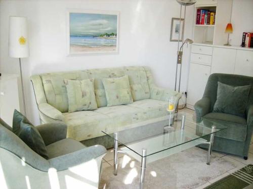 Appartement OST1 Ferienwohnung Lörper Ostseeallee 1 Häven