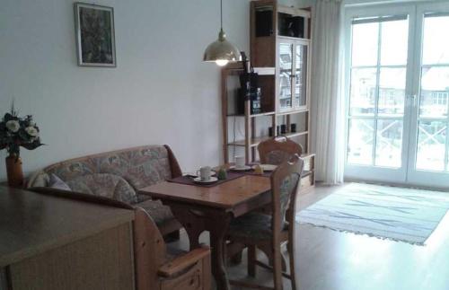 Appartement OST10b Ferienwohnung Musik-Jischa Ostseeallee 10 Häven