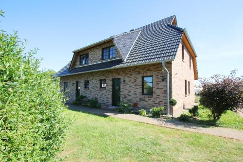 Maison de vacances Ostseehaus Odin Doppelhaushälfte 33 Ackerweg Wiek auf Rügen