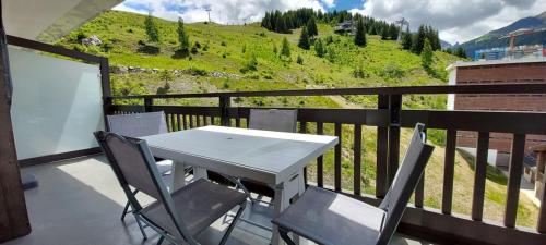 Appartement Ourse Bleue Appartement avec vue sur la montagne 411 Rue Sainte Blandine Courchevel