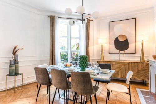 Outstanding Apartment - 8 Guests between Tour Eiffel and Invalides Paris france
