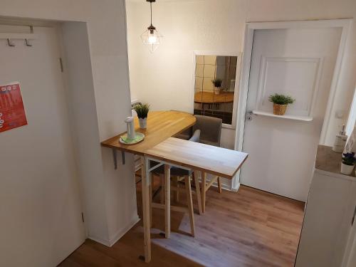 Appartement Overnight Apartment Weissenburgstrasse 7B Cologne