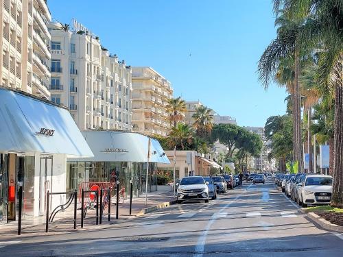 Palais Miramar luxe studio Cannes france