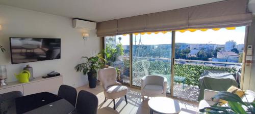 Appartement Palm Beach see view 2 bedrooms Avenue des Hespérides Cannes