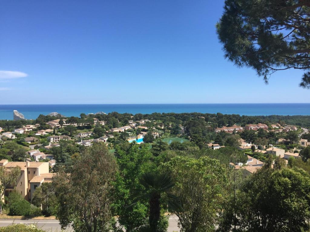 Appartement PANORAMIC SEAVIEW Les hauts de Vaugrenier 5 Allée de l'Amiradou, 06270 Villeneuve-Loubet