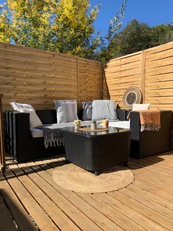 Camping Parc Montana Gassin Saint Tropez Route du Bourrian, 83580 Gassin