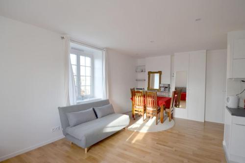 Appartement Paris chatou brand new quiet cosy flat 2 Rue des Pommerots Chatou