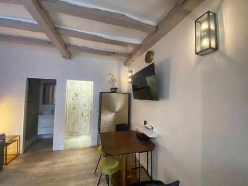 Appartement Paris Marais Arev 9 Rue des Gravilliers Paris