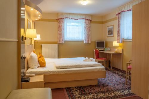 Hôtel Parkhotel Neustadt Garni Prinz-von-Homburg str.35 Neustadt