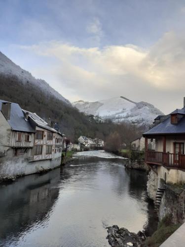 PAS à PAS CHAMBRE D'HOTES Sarrancolin france