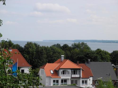 Appartement PatRei mit Meerblick, auch beim Duschen Rendsburger Str. 15 Eckernförde