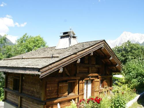Peaceful Chalet in Les Houches with Mountain Views Les Houches france