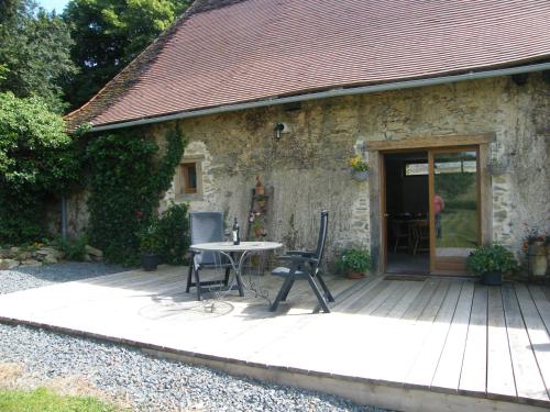 Maison de vacances Pear Tree Gite 24160 Las brunetias Génis
