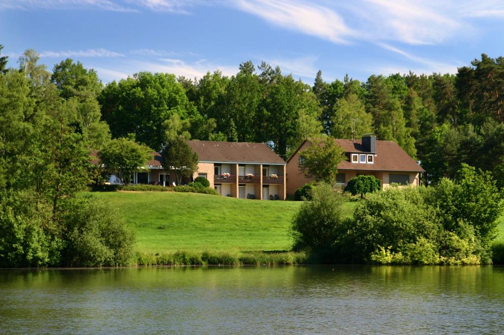 Maison d'hôtes Pension am Hardausee 1 Helddamm, 29556 Suderburg