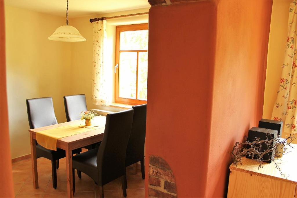 Appartements Pension 'Am Vogelherd' 2 Dörflas, 07907 Schleiz