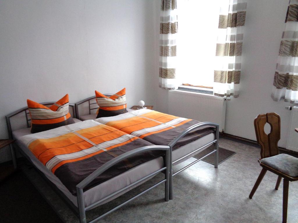 Maison d'hôtes Pension Bahnmeister 47 Bahnhofstraße, 07330 Probstzella