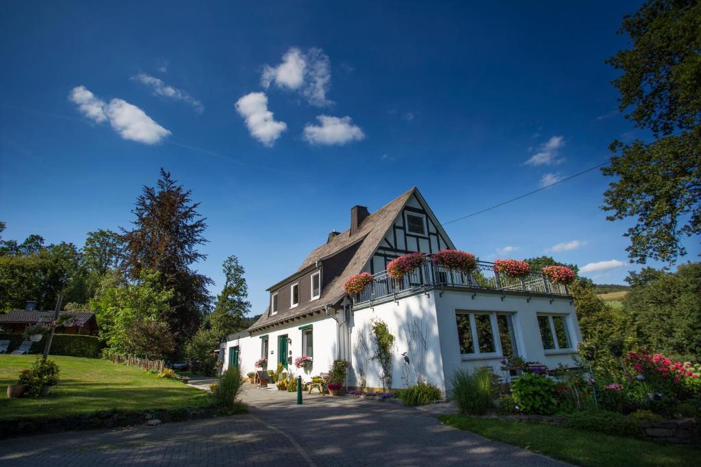 Maison d'hôtes Pension Haus am Walde Altenhof 2, 57392 Schmallenberg