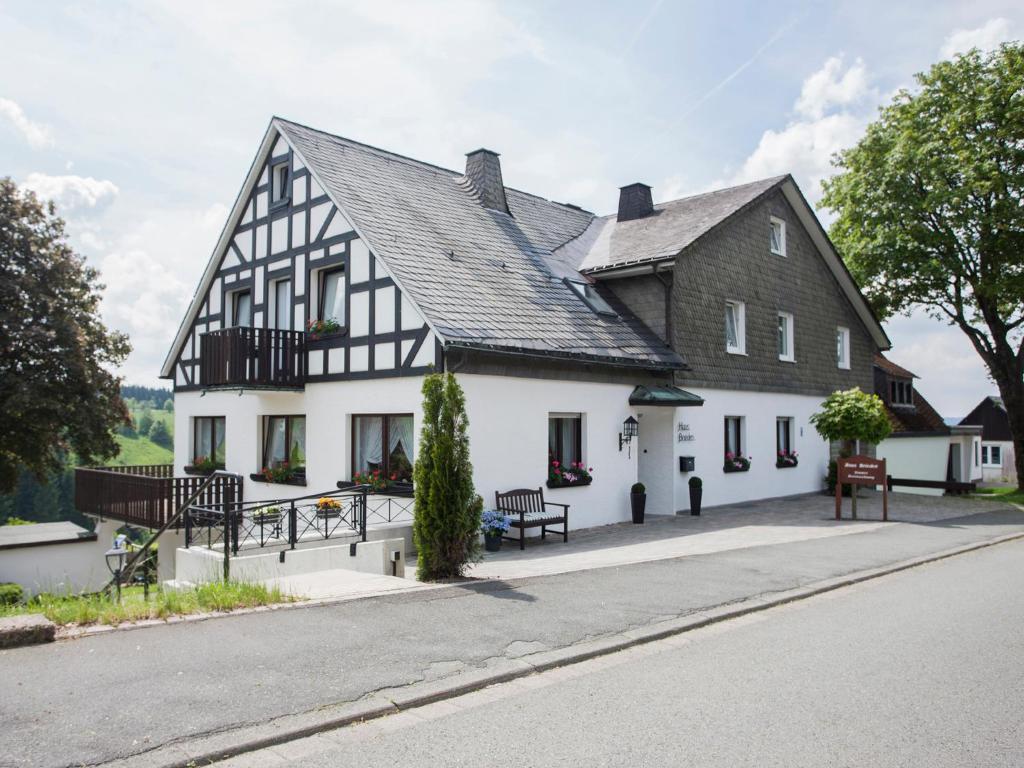 Maison d'hôtes Pension Haus Brieden Astenstrasse 17, 59955 Winterberg