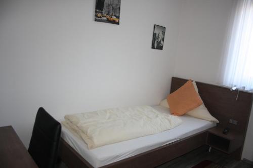 Maison d'hôtes Pension Kirchenwirt Friedhofstr. 5 Niederaichbach