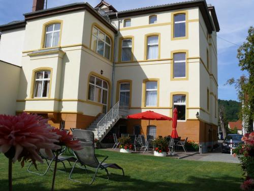 Maison d'hôtes Pension Kreisel Rudolf- Breitscheid-Str. 11 Bad Kösen