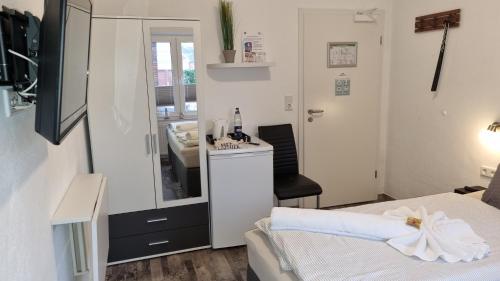 Appartement Pension Likedeeler Doppelzimmer Mary Read Reedestrasse 9 Borkum