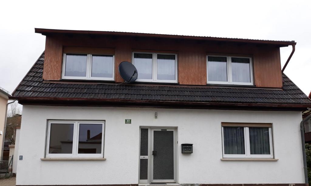 Maison d'hôtes Pension Maks 10 Coburger Straße Gebäude, 96237 Ebersdorf bei Coburg