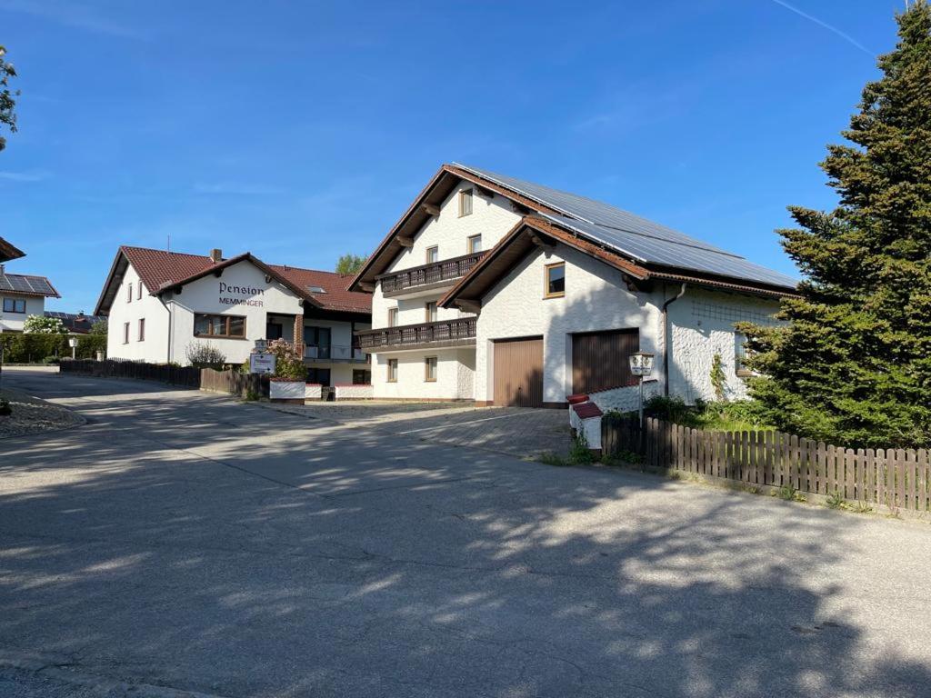Auberge Pension Memminger 4 Thomastraße, 94575 Windorf