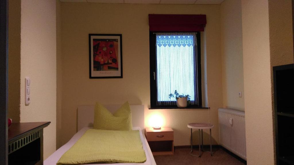 Appartement Pension Remenar & Lorenz Lindenstraße 20, 01619 Zeithain