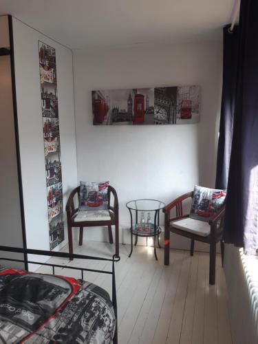 B&B / Chambre d'hôtes Pension Rodenburg Hauptstrasse 38 Duppach