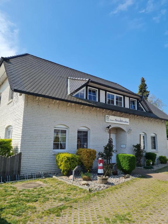 Maison d'hôtes Pension Seeschlösschen 21 Dorfstraße, 14712 Semlin