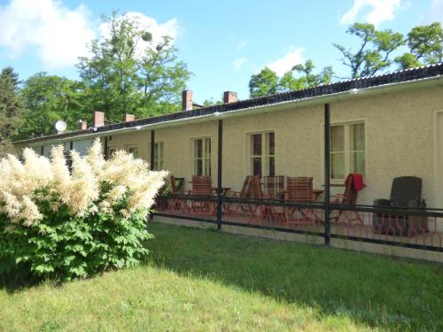 Maison d'hôtes Pension Seeterrasse Serwester Dorfstrasse 39 Serwest