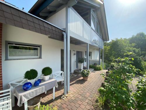 Maison d'hôtes Pension und FEWO Liesbachtal direkt am Waldrand Bayerische Rhön Talblick 1 Schönau an der Brend