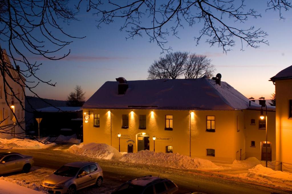 Maison d'hôtes Pension und Gaststätte \ Klingerstraße 17, 08261 Schöneck