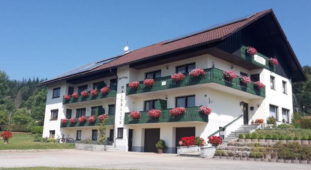 Maison d'hôtes Pension Waldblick Am Buchenacker 15, 94252 Bayerisch Eisenstein