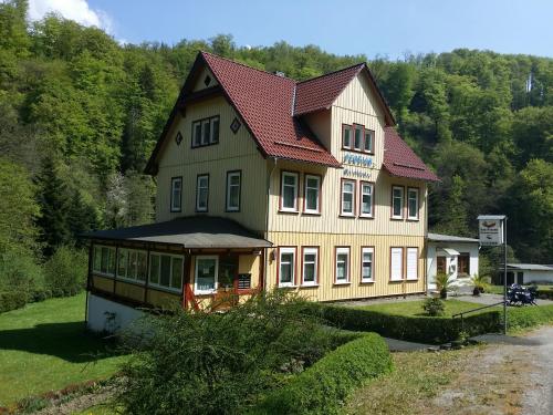 Appartements Pension Waldfrieden Bodeweg1 Thale