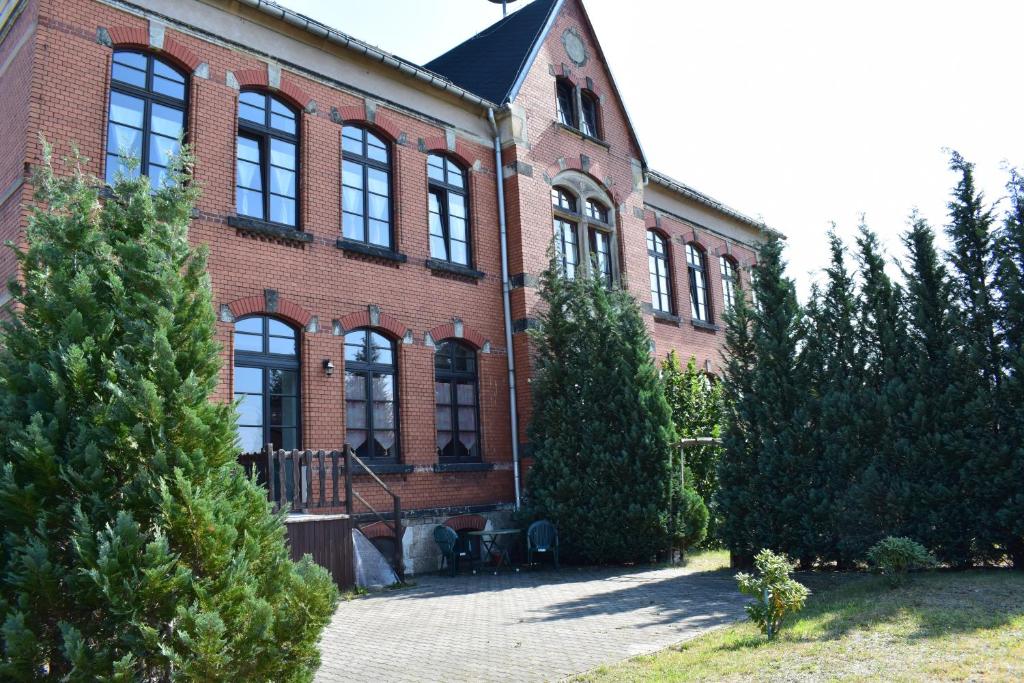 Maison d'hôtes Pension zur Alten Schule 2 Schulberg, 08107 Kirchberg