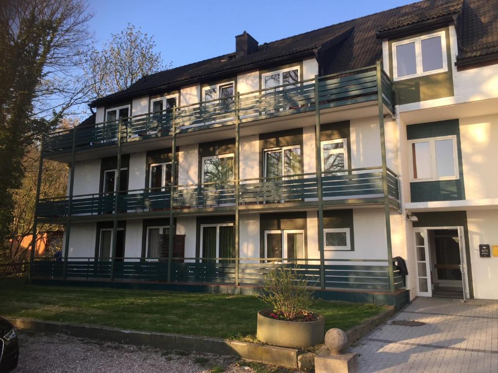 Appartements Pension zur Post Zum Ukleisee 3, 23701 Eutin