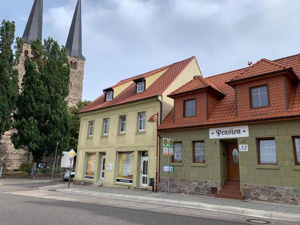 Maison d'hôtes Pension32 Magdeburger Strasse 32, 39288 Burg bei Magdeburg