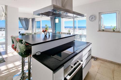 Appartement Penthouse Rentalbufeira Edificio Janelas do Mar Rua da Correeira Appt 901   8200-112 ALBUFEIRA Albufeira